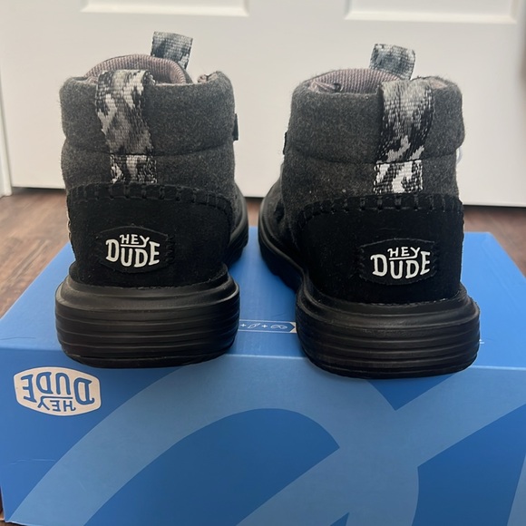 HEYDUDE Reyes Boot Wool Black/Black Size 6 | Women's Boots - Picture 2 of 5